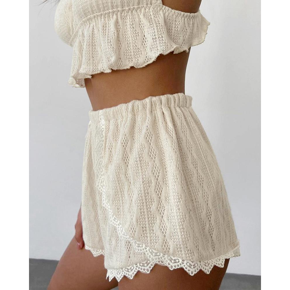 Koronkowe wykończenia Ruffle H – Cami Top Lace recenzja i cena